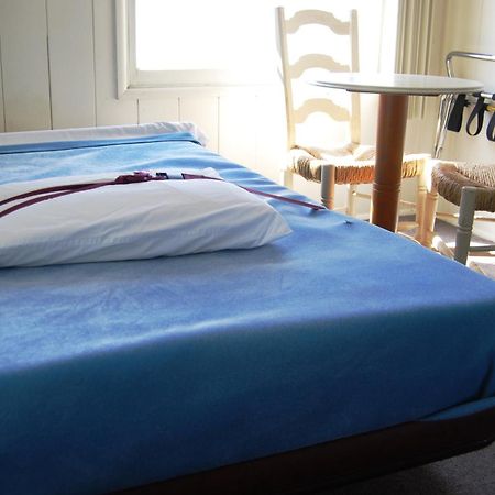 Redwood Motel Bridgeport Bilik gambar