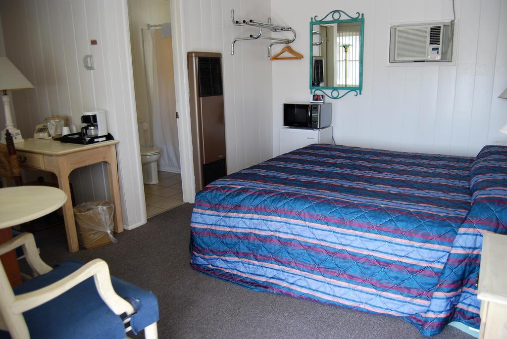 Redwood Motel Bridgeport Luaran gambar
