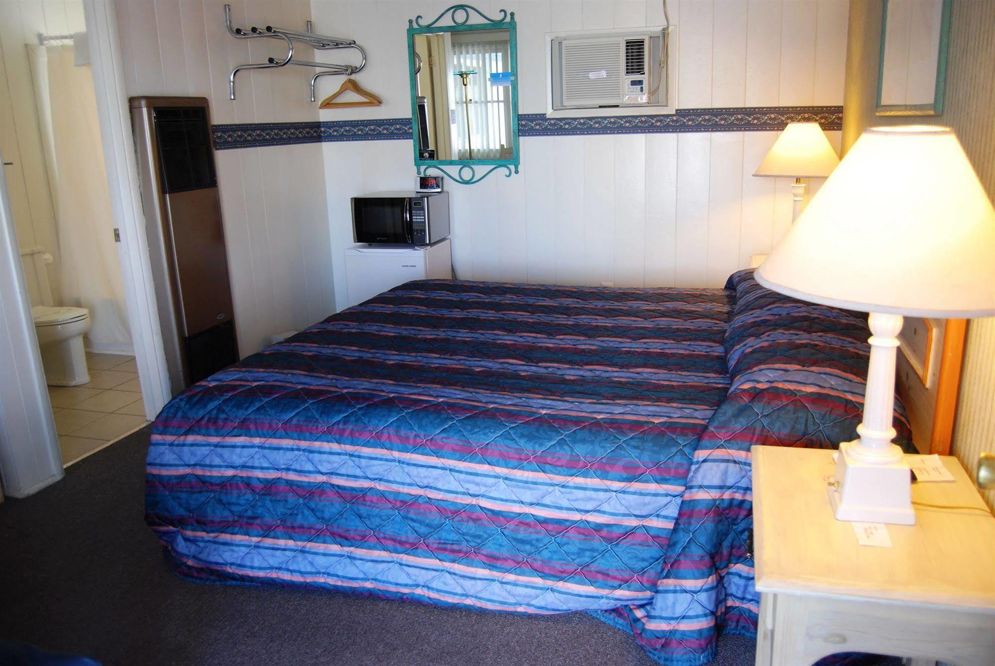 Redwood Motel Bridgeport Luaran gambar